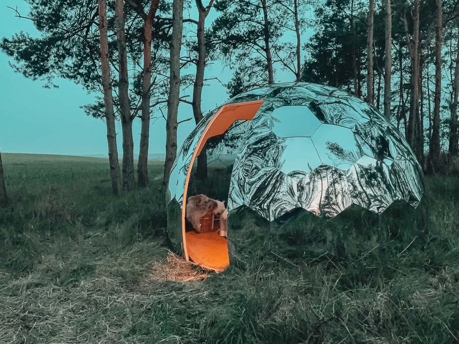 Verspiegeltes Outdoor-Gehäuse