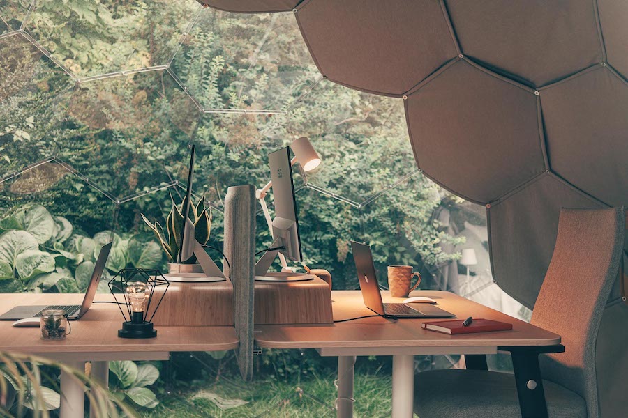 Garten Home Office mit Schreibtisch