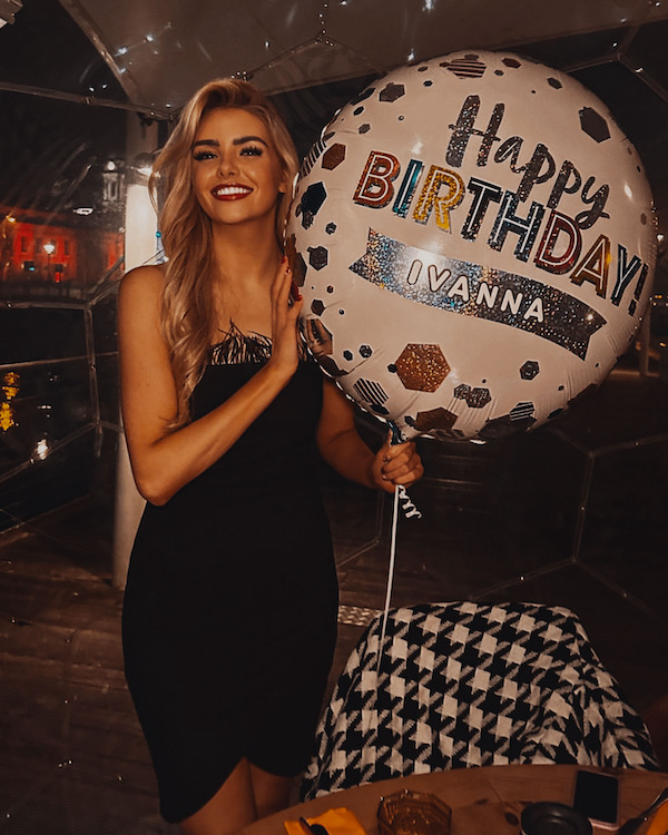 Célébrer un anniversaire sous un dôme