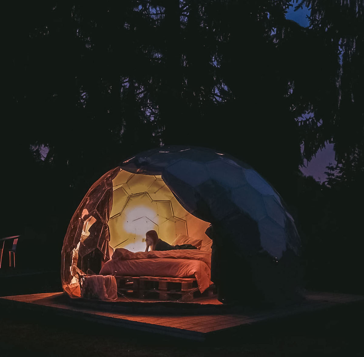 Soirée dans le dôme