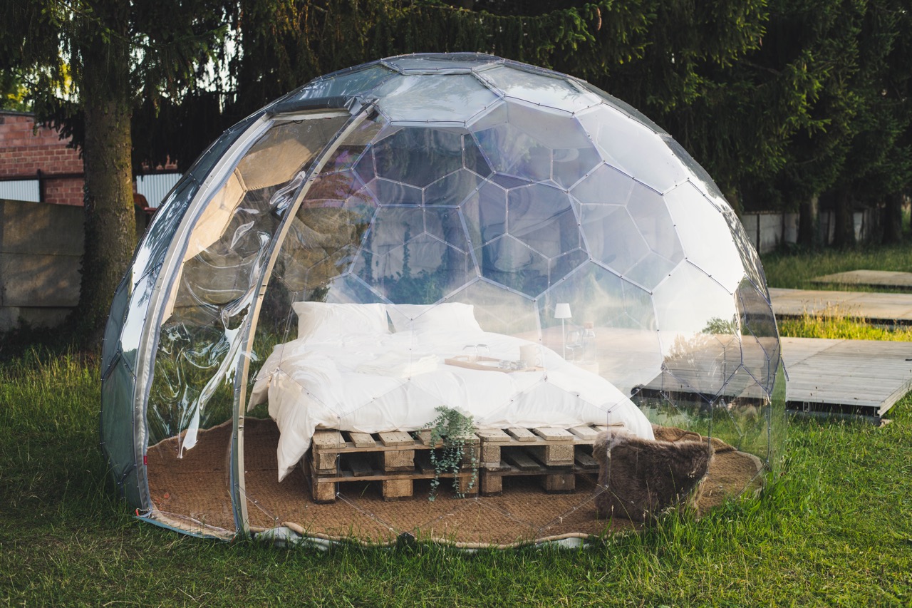 Cabine de glamping transparente