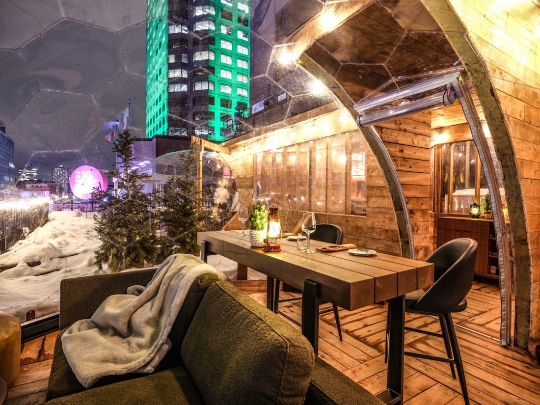 Cupola per l'apres-ski davanti al bar
