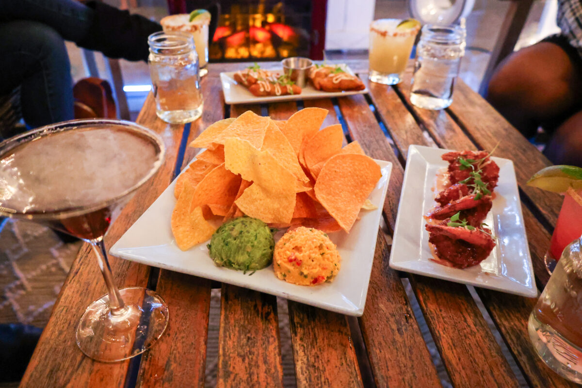 Il cibo servito in un ristorante Rumba di Long Island