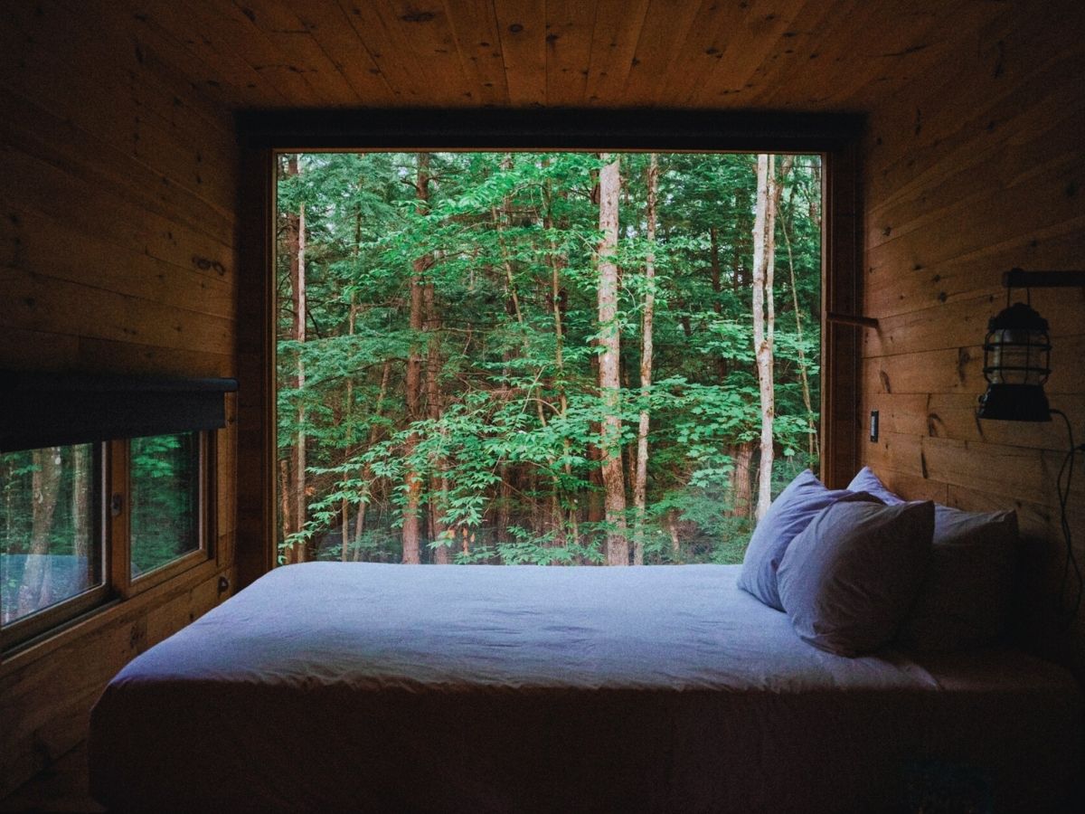 Interni di bungalow in legno