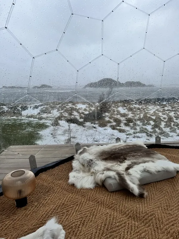 Cozy furnishing of the Hypedome dome in Norway