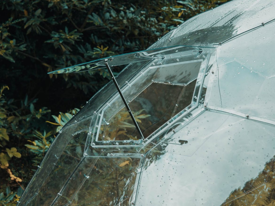 Hypedome window panel