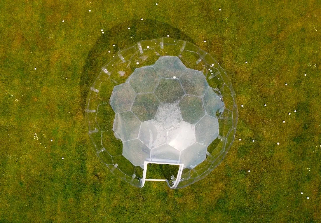 Testing Hypedome's hail resistance on the golf course